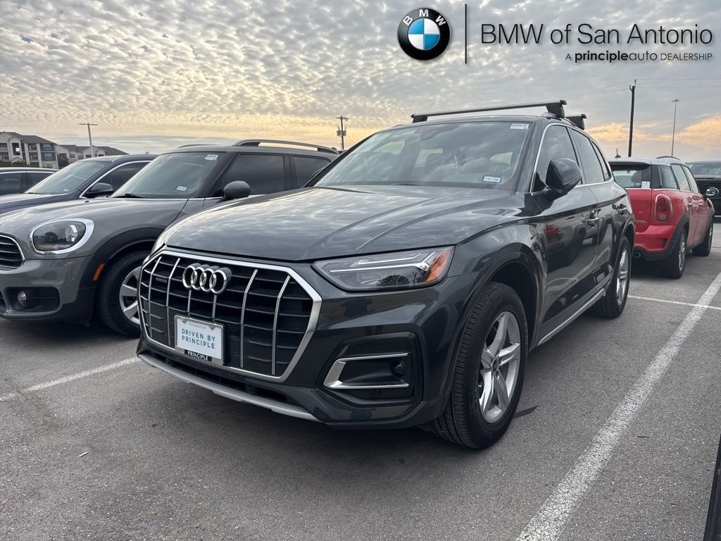 2024 Audi Q5 Premium's photo