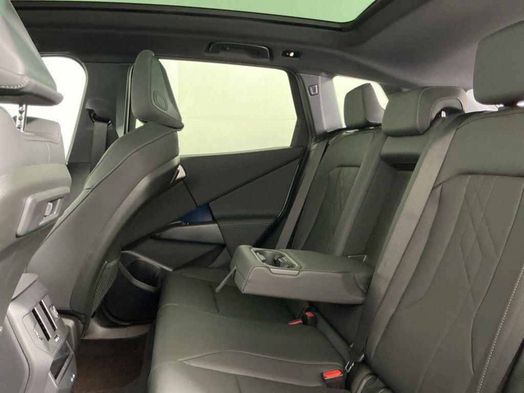 2026 BMW X3 30 - Photo 28