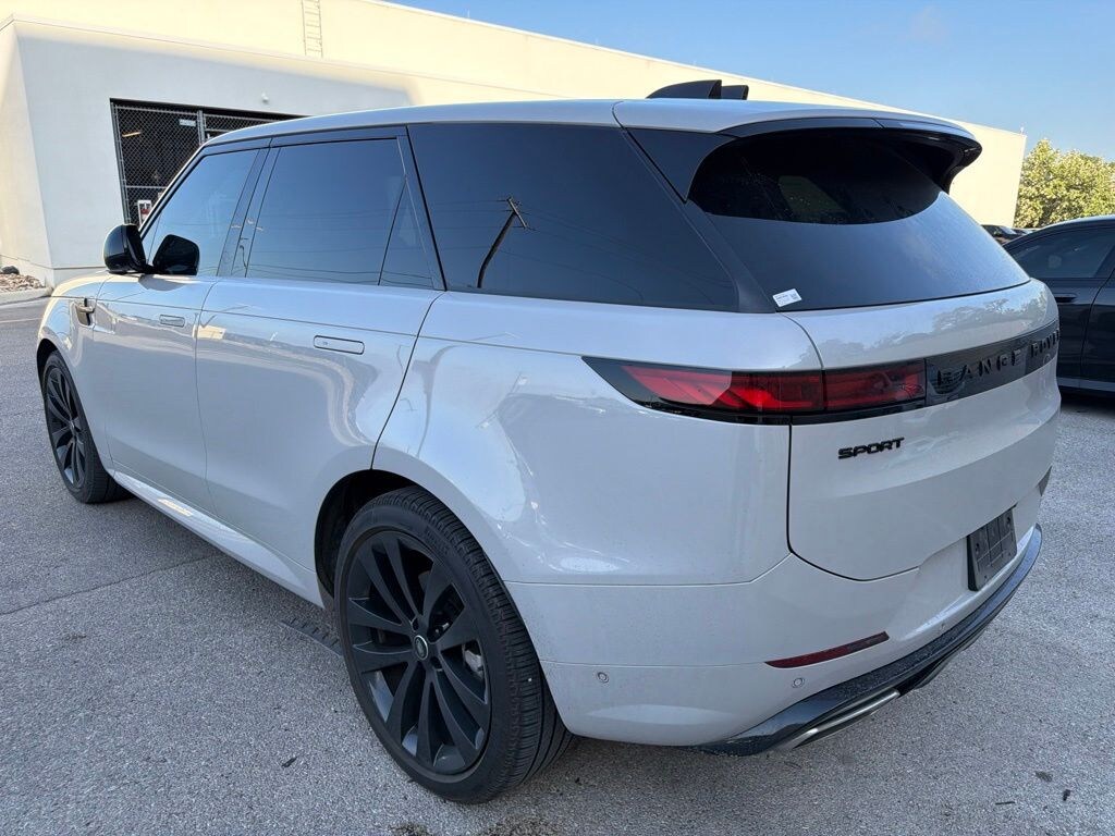 Used 2025 Land Rover Range Rover Sport P400 Dynamic SE SUV