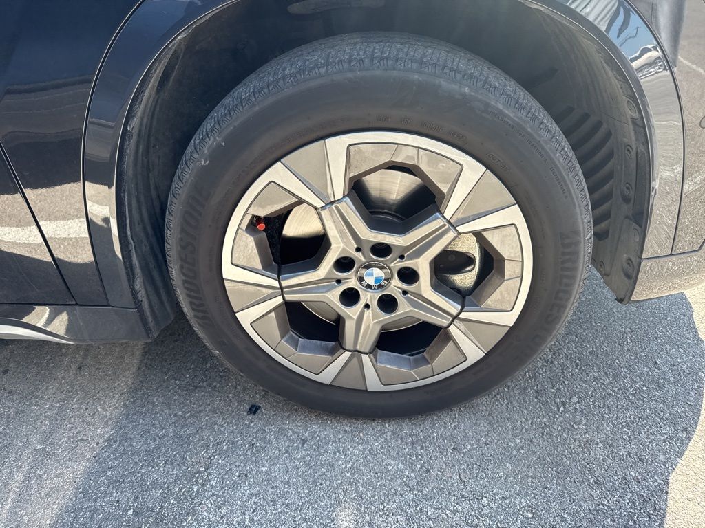 2023 Bmw X1 XDrive28i photo 3
