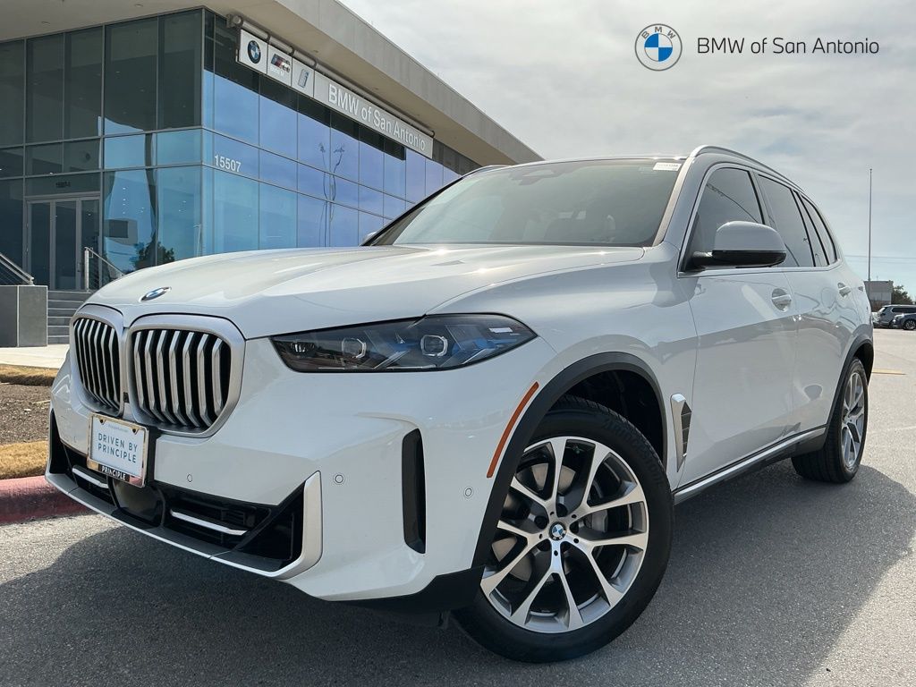 2024 BMW X5 SUV 