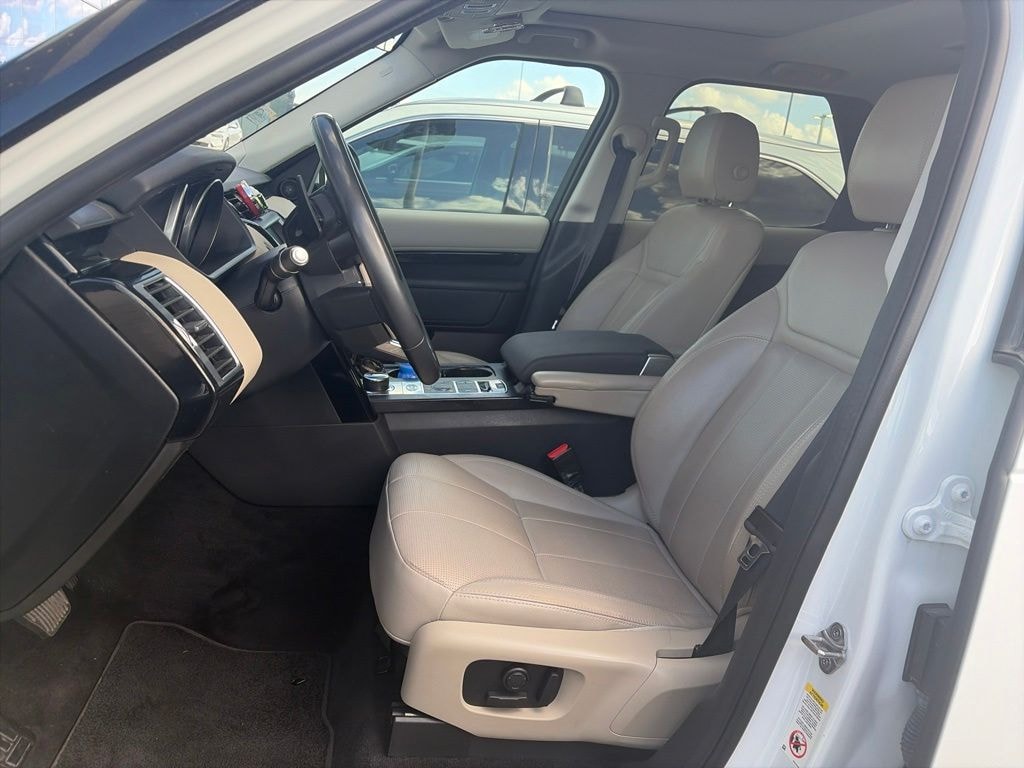 Used 2017 Land Rover Discovery SE SUV