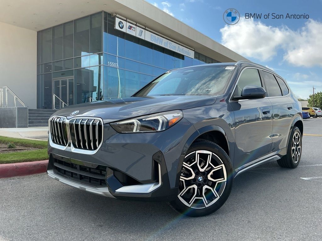 2025 BMW X1 xDrive28i's photo