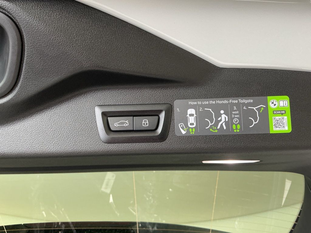 2026 BMW X5 M60i - Photo 30