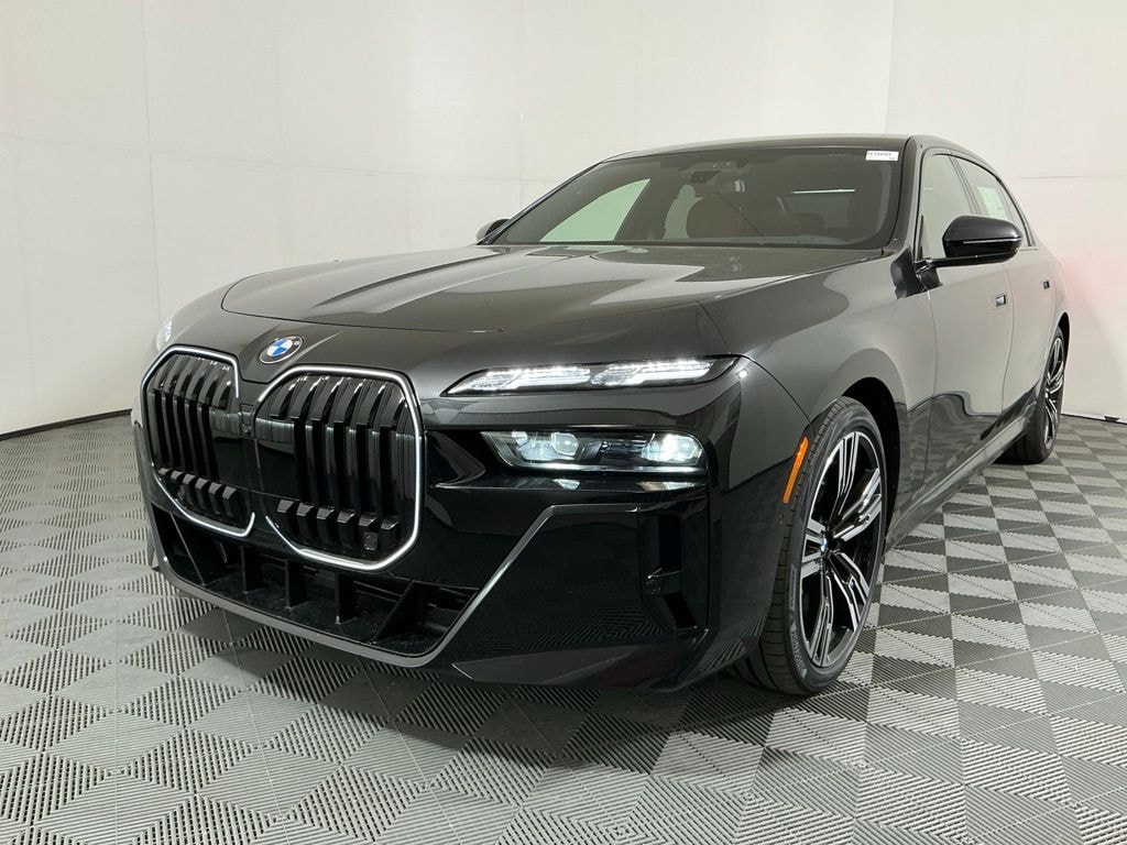 New 2026 BMW 760i xDrive Sedan