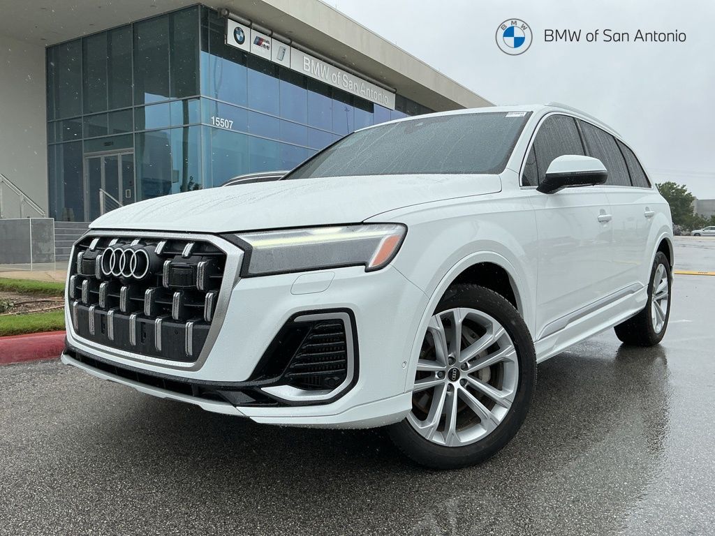2025 Audi Q7 55 Premium Plus quattro Tiptronic's photo