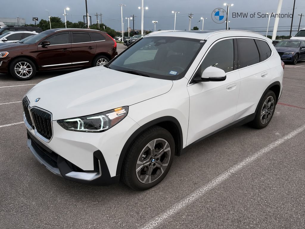 2023 BMW X1 xDrive28i's photo