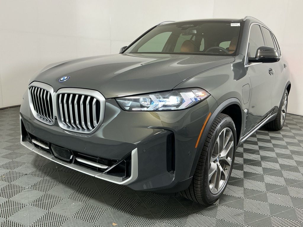 New 2026 BMW X5 PHEV xDrive50e SUV