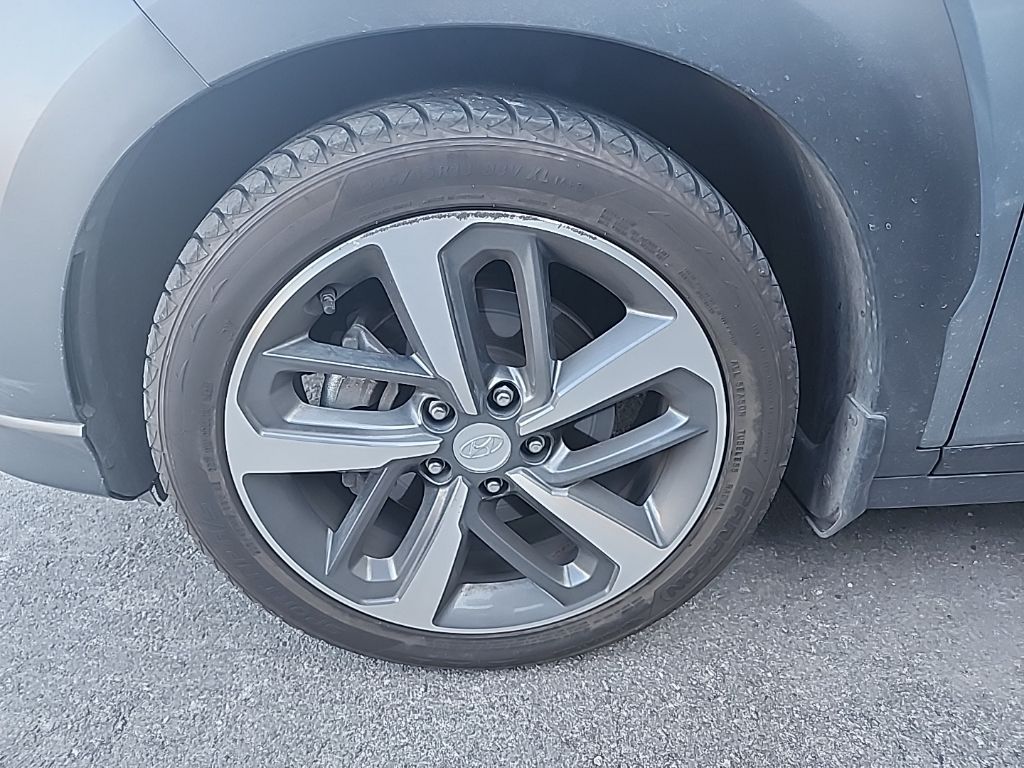 2020 Hyundai Kona Limited photo 3