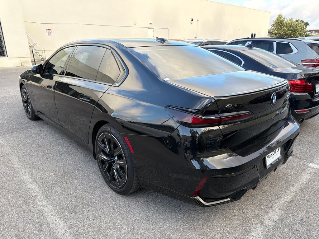 Certified 2025 BMW 750e xDrive Sedan