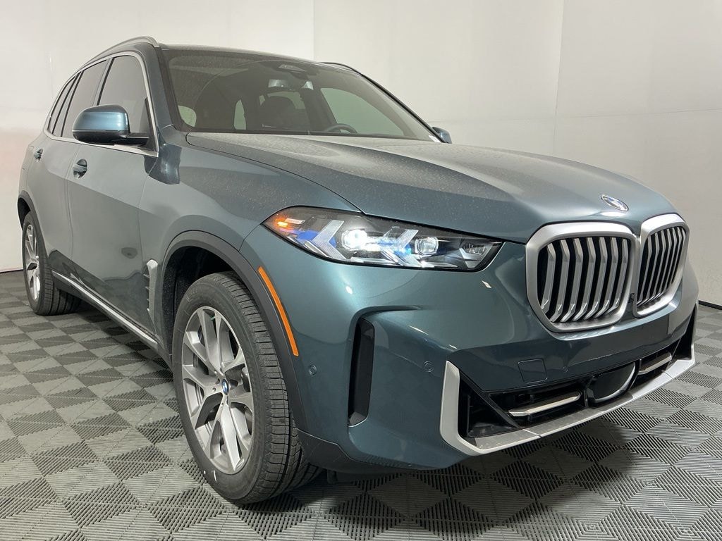New 2026 BMW X5 sDrive40i SUV