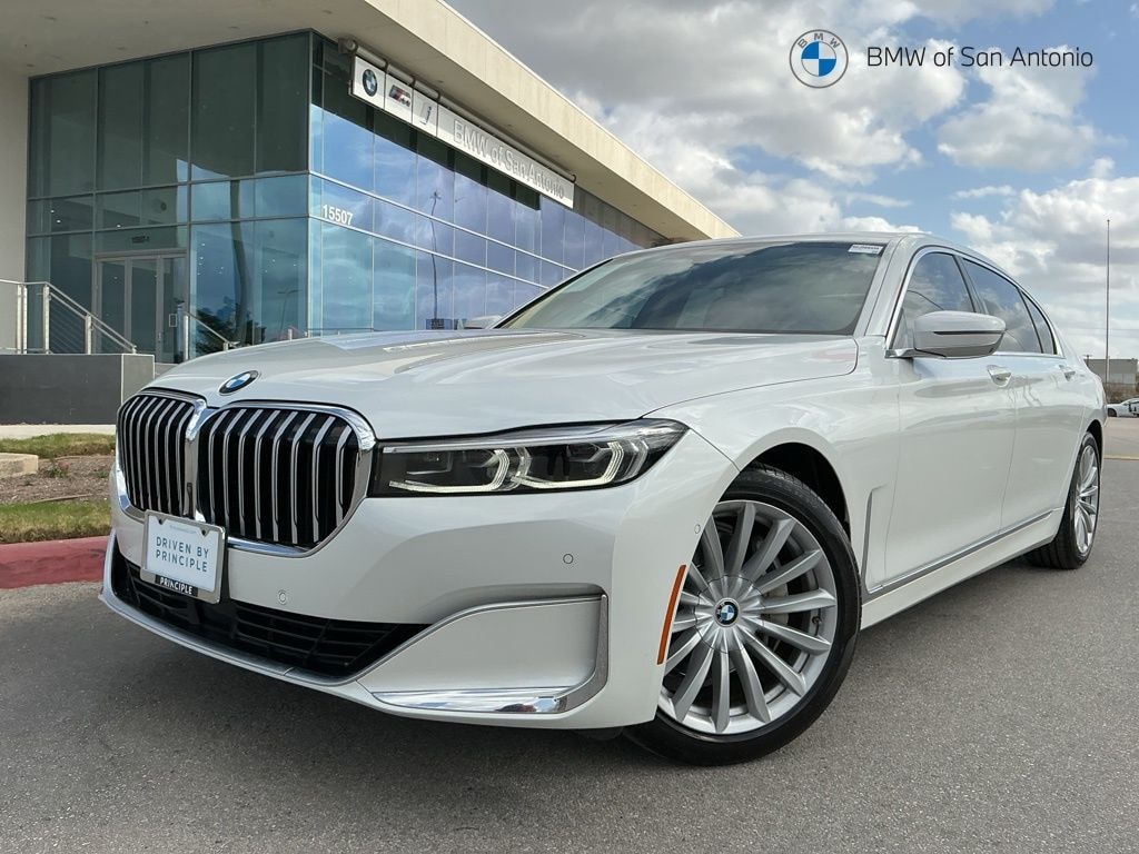 Certified 2022 BMW 740i Sedan