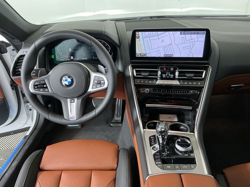 2026 BMW 8 Series 840i - Photo 10