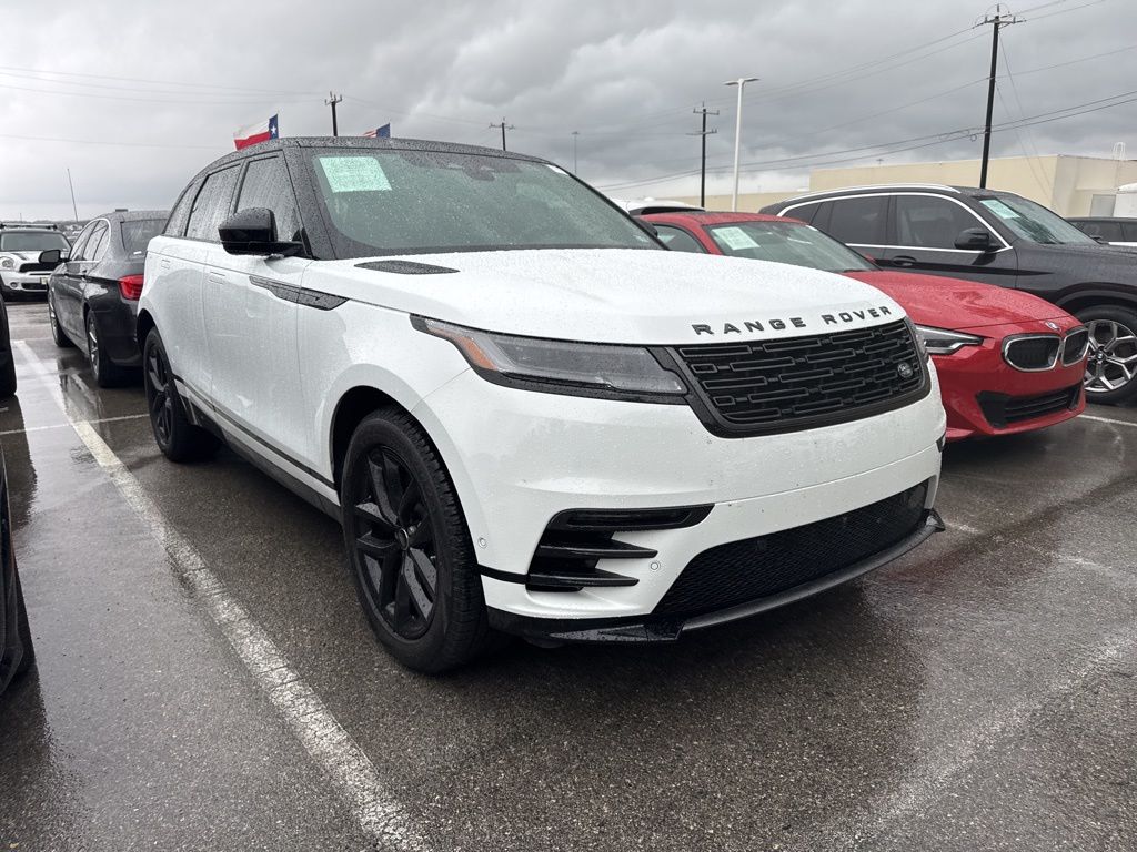 2026 Land Rover Range Rover Velar SE photo 2