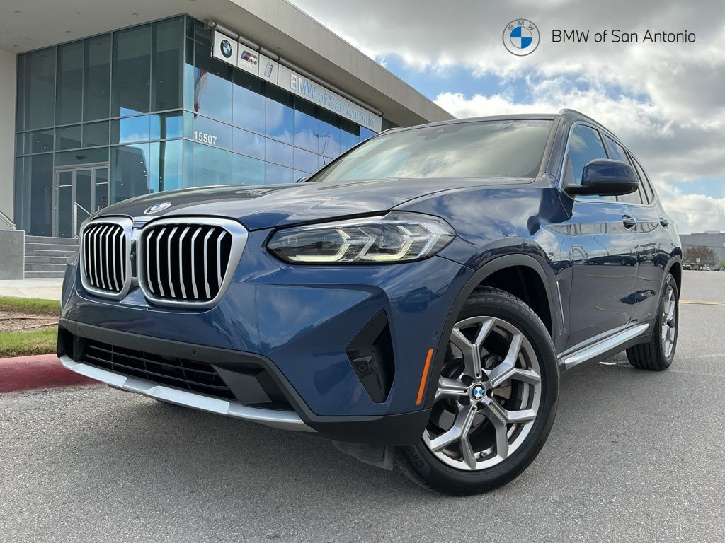 2023 BMW X3 xDrive30i's photo