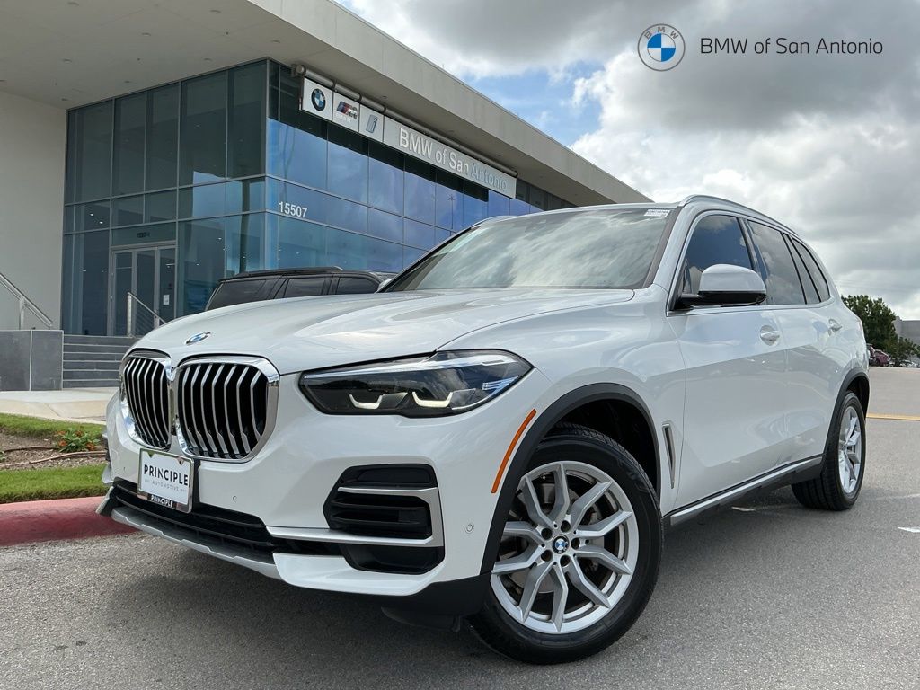 2022 BMW X5 xDrive40i's photo