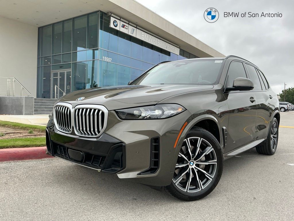 2024 BMW X5 sDrive40i's photo