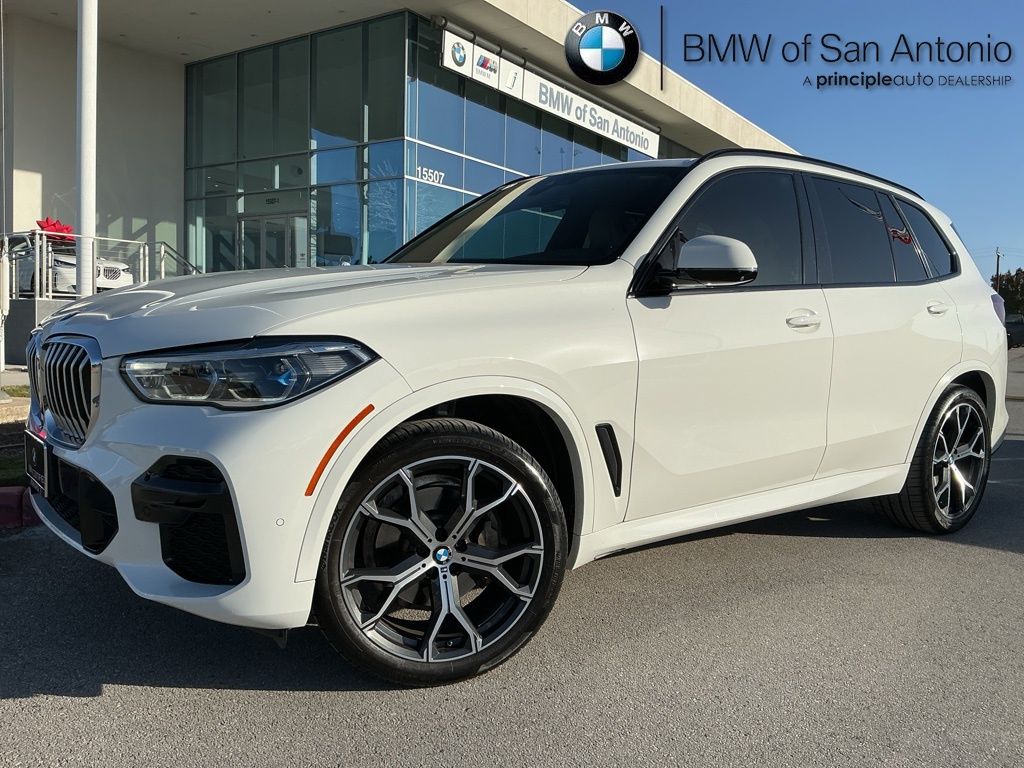 2023 BMW X5 40i's photo