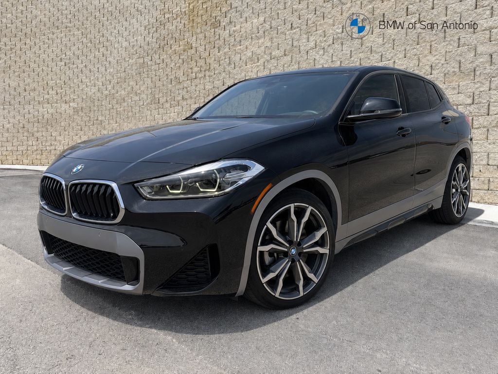 2022 BMW X2 sDrive28i's photo