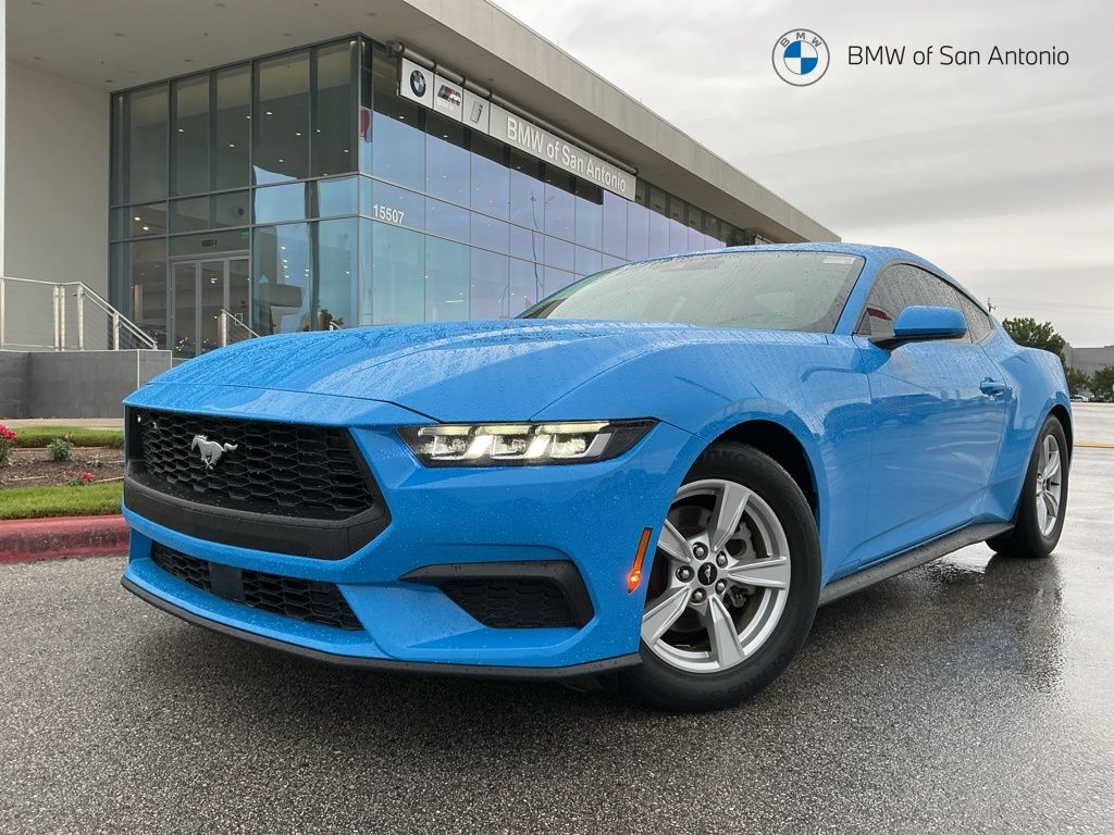 2024 Ford Mustang EcoBoost Fastback's photo