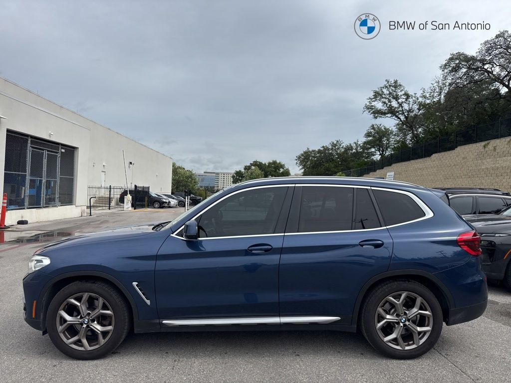 2021 BMW X3 sDrive30i's photo