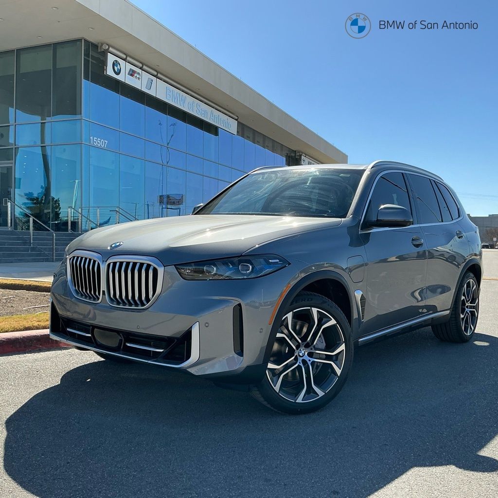 New 2026 BMW X5 PHEV xDrive50e