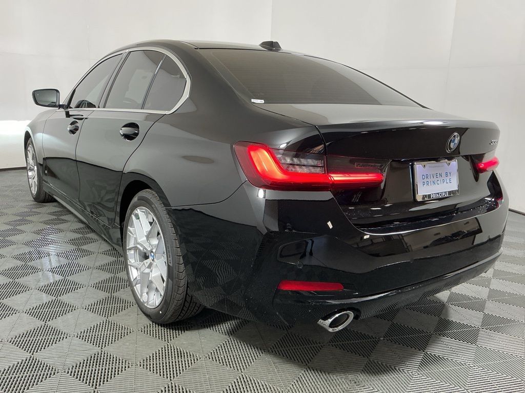2026 BMW 3 Series 330i - Photo 7