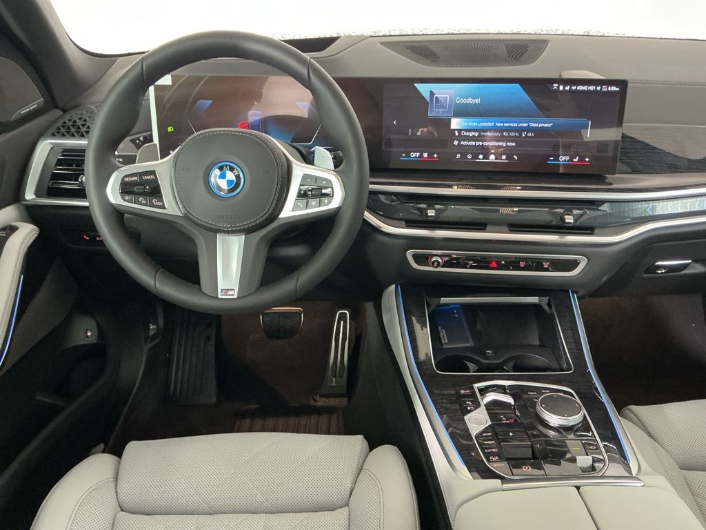 2026 BMW X5 50e - Photo 13