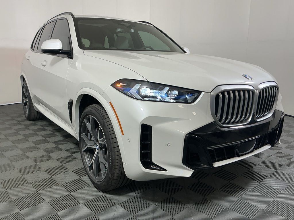 New 2026 BMW X5 sDrive40i SUV