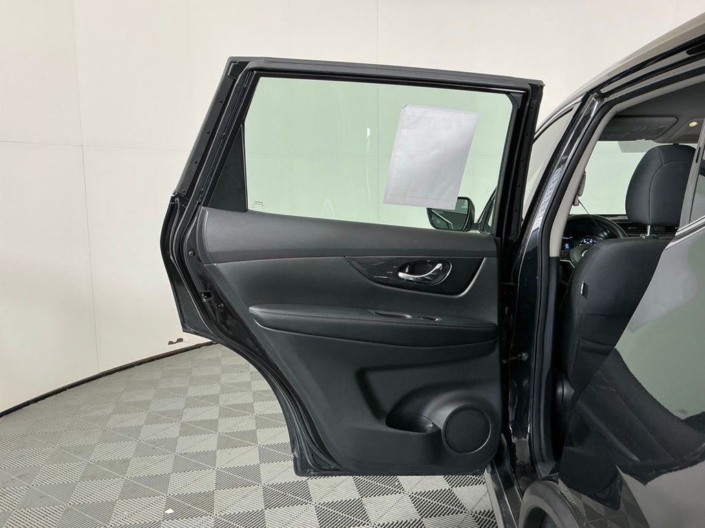 Used 2017 Nissan Rogue S SUV