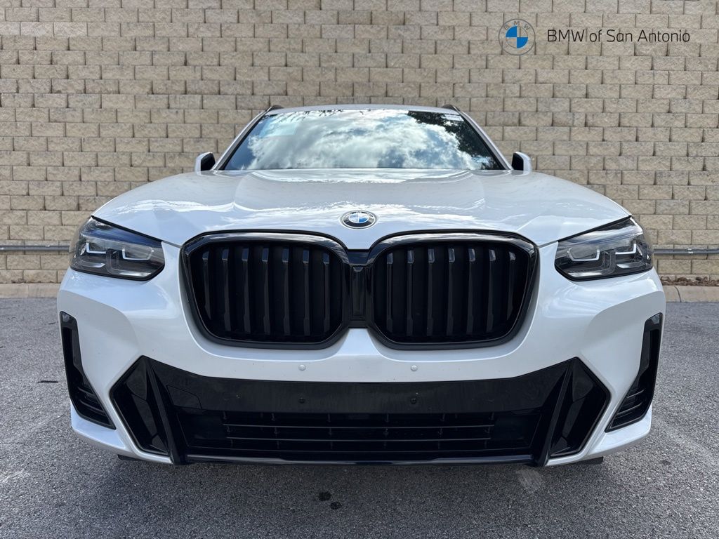 2023 BMW X3 sDrive30i's photo