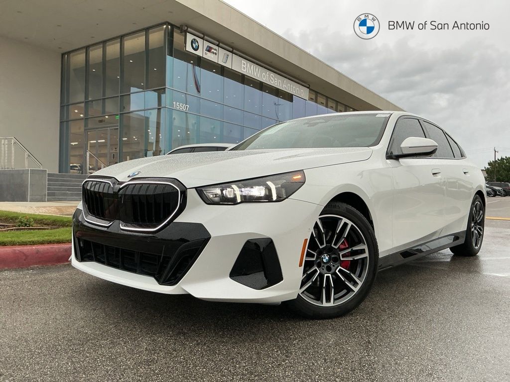 2025 BMW 5 Series 530i Sedan's photo