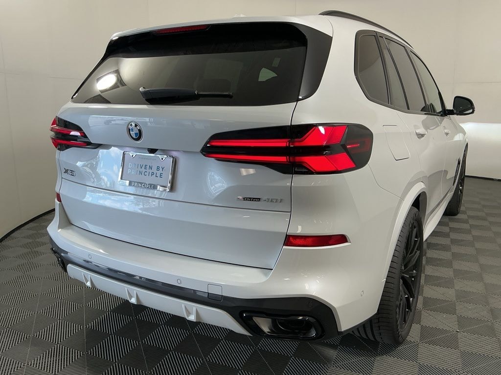 New 2026 BMW X5 sDrive40i SUV