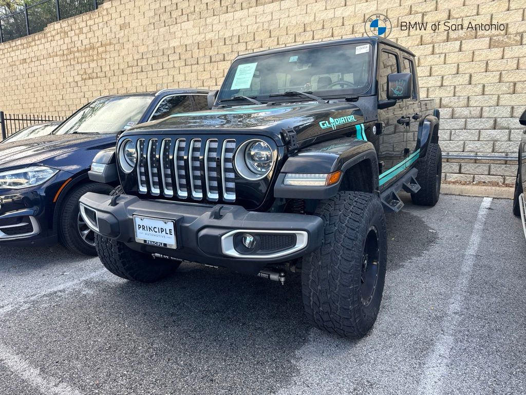 2020 Jeep Gladiator Overland's photo