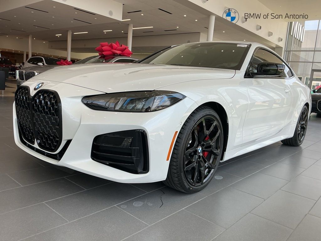 2026 BMW 4 Series 430i Coupe's photo