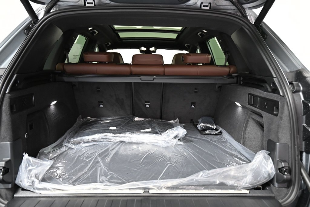 2026 BMW X5 50e - Photo 11