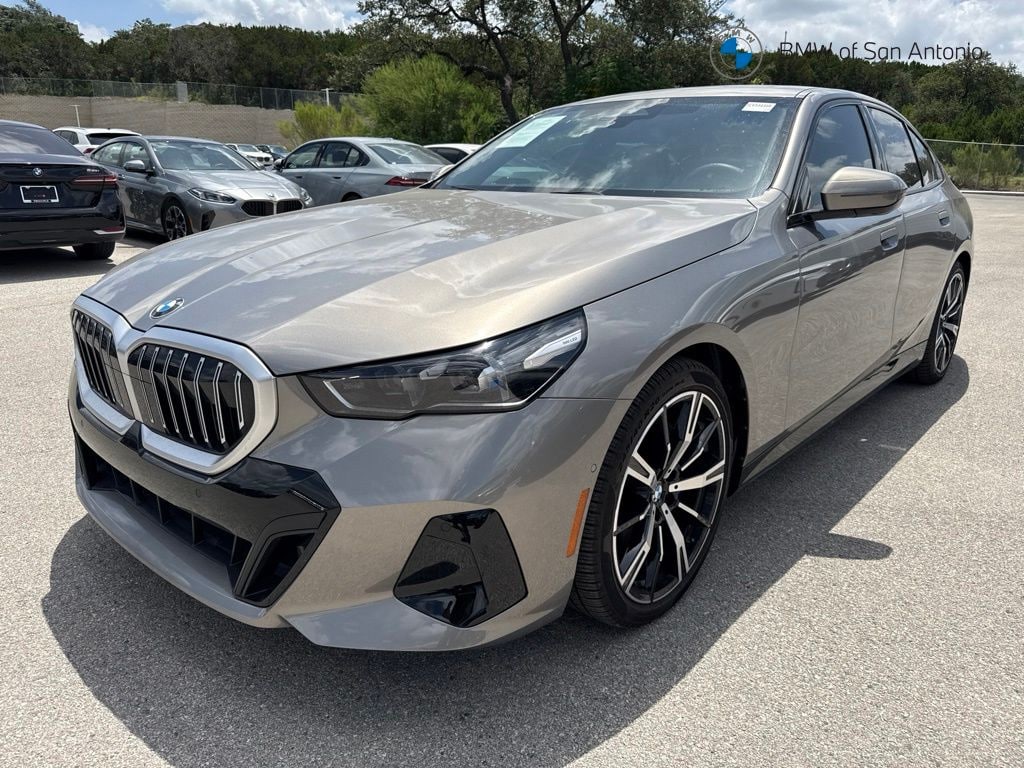 Used 2026 BMW 530i Sedan