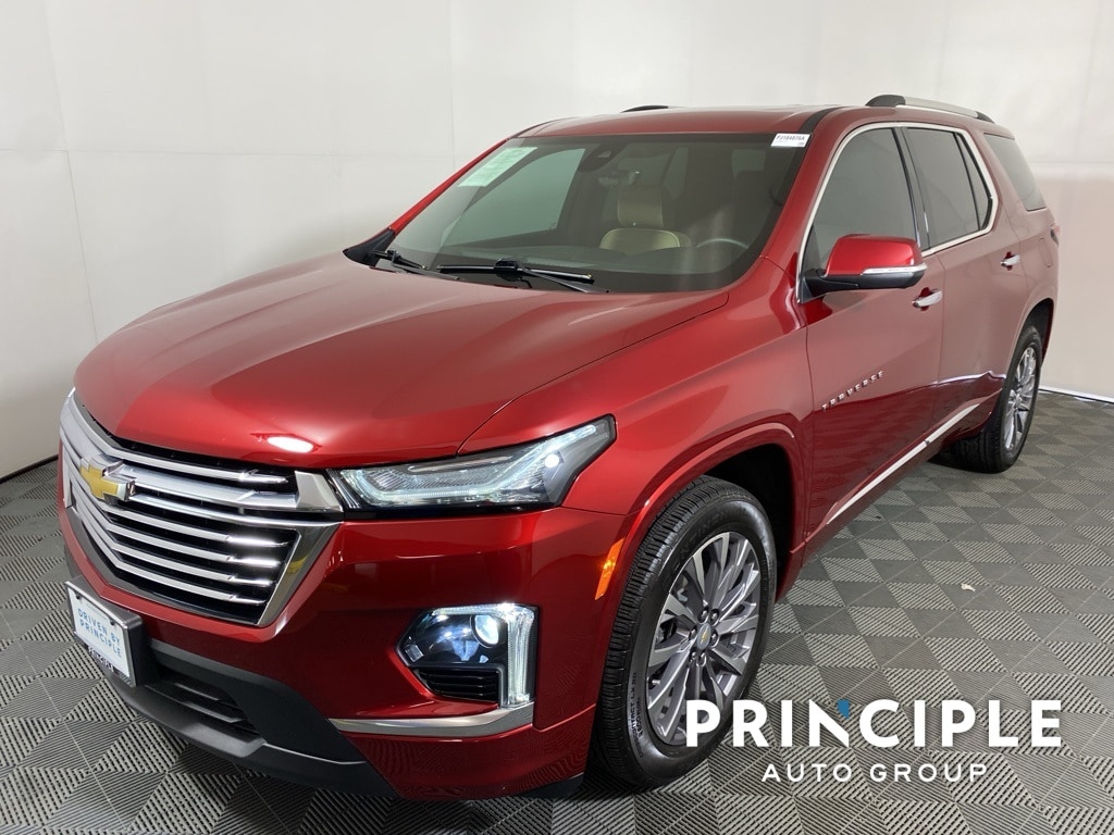 Used 2023 Chevrolet Traverse Premier with VIN 1GNERKKW0PJ184876 for sale in San Antonio, TX