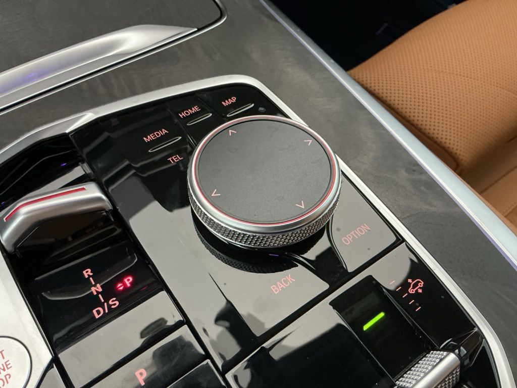 2026 BMW X7 40i - Photo 12