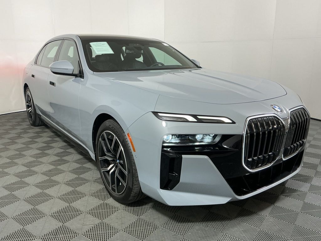 Used 2023 BMW 760i xDrive Sedan