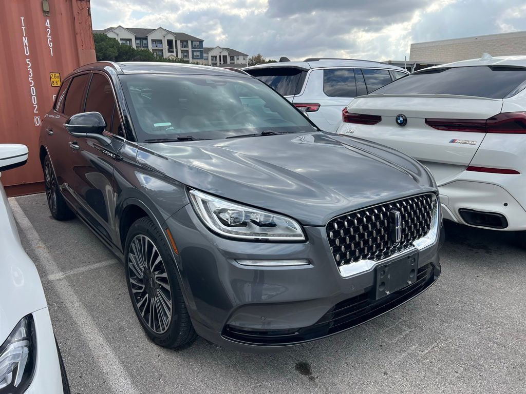 2022 Lincoln Corsair Grand Touring photo 2