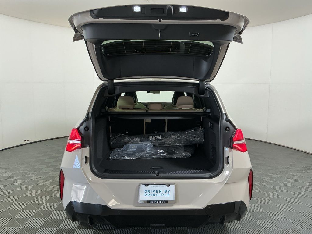 2026 BMW X3 30 - Photo 30