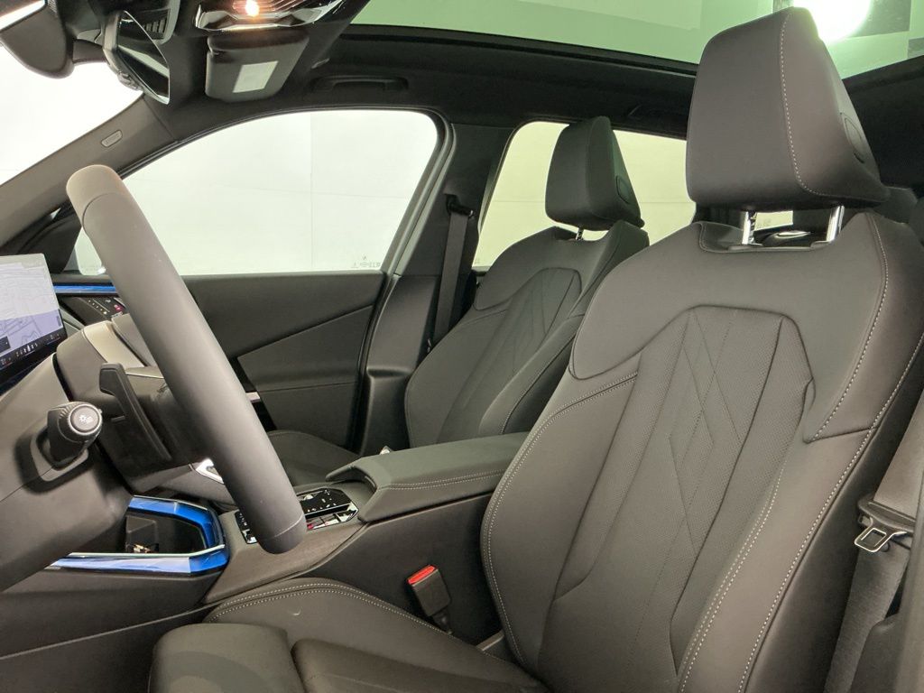 2026 BMW X3 30 - Photo 23