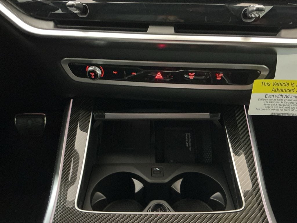 2026 BMW X5 M60i - Photo 12