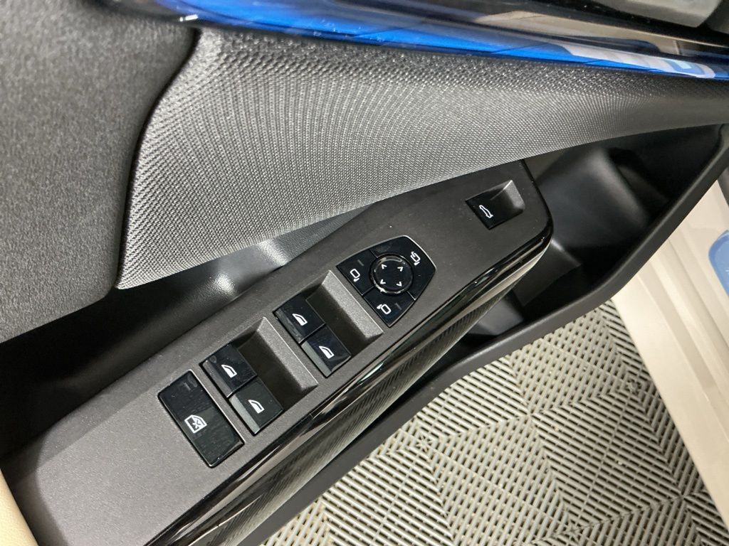 2026 BMW X3 30 - Photo 22