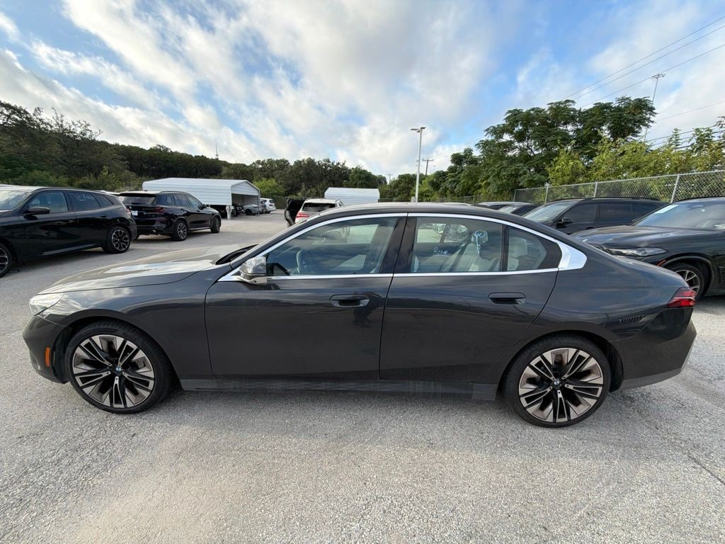 Used 2026 BMW 530i Sedan