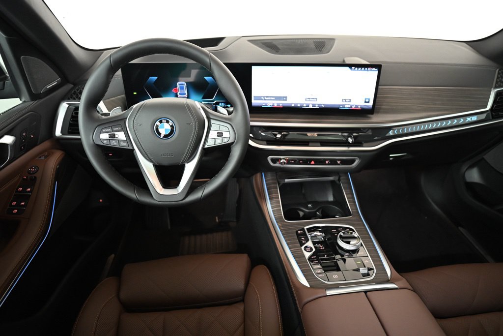2026 BMW X5 50e - Photo 15