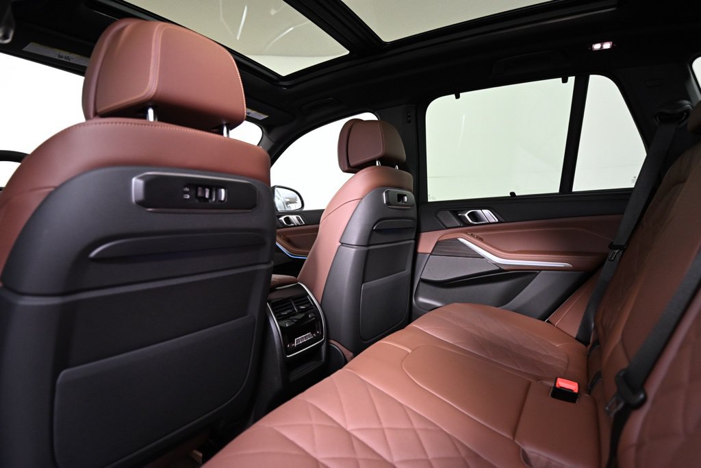 2026 BMW X5 50e - Photo 33