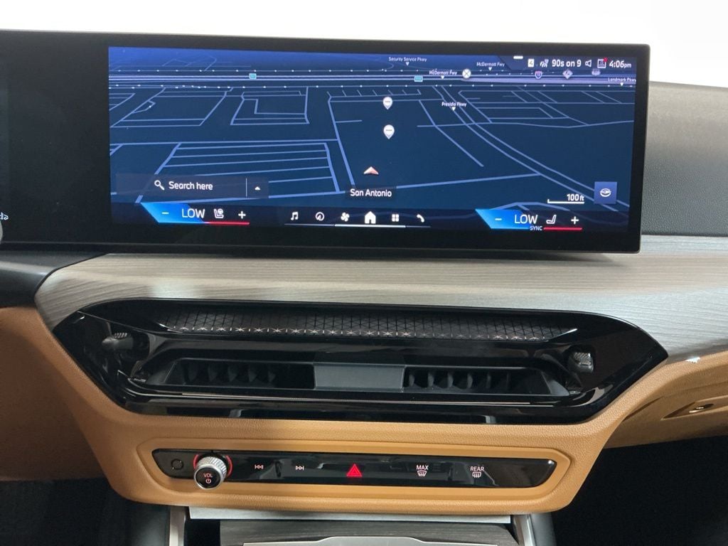 2026 BMW 4 Series 430i - Photo 9