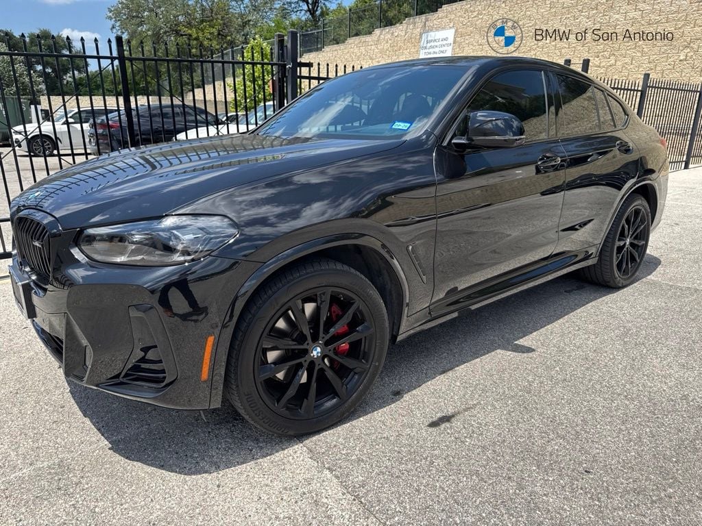 2024 BMW X4 M40i's photo